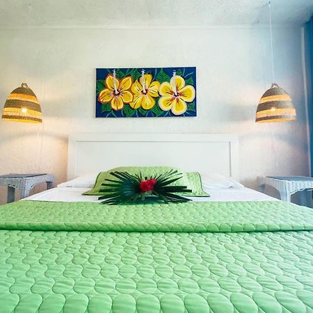 Greenwood Beach Resort Bailey Town  Экстерьер фото