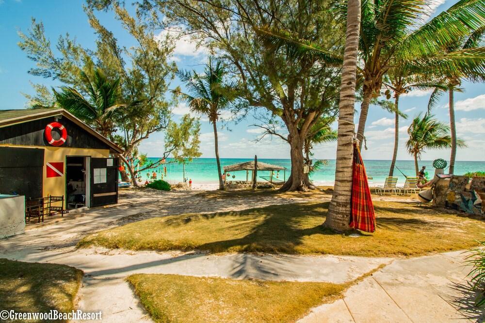 Greenwood Beach Resort Bailey Town  Экстерьер фото